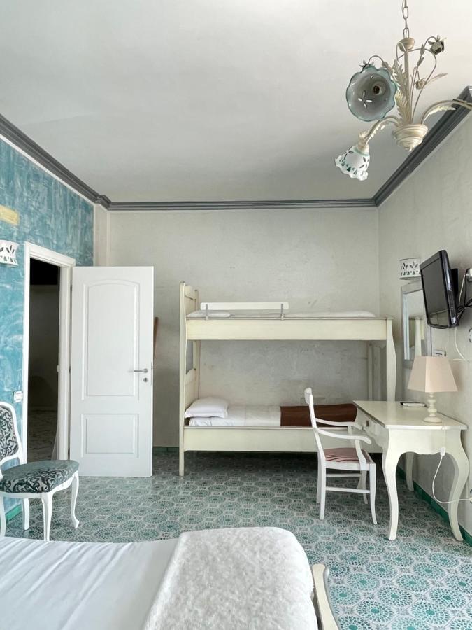 Bellavista Costa D'Amalfi Bed & Breakfast Vietri Ngoại thất bức ảnh